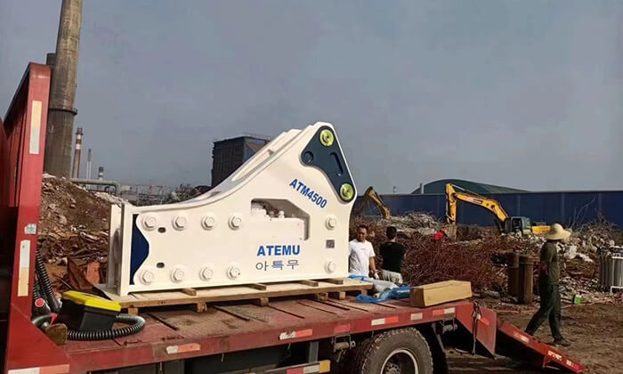 Сервисная команда CHENGLI на строительной площадке